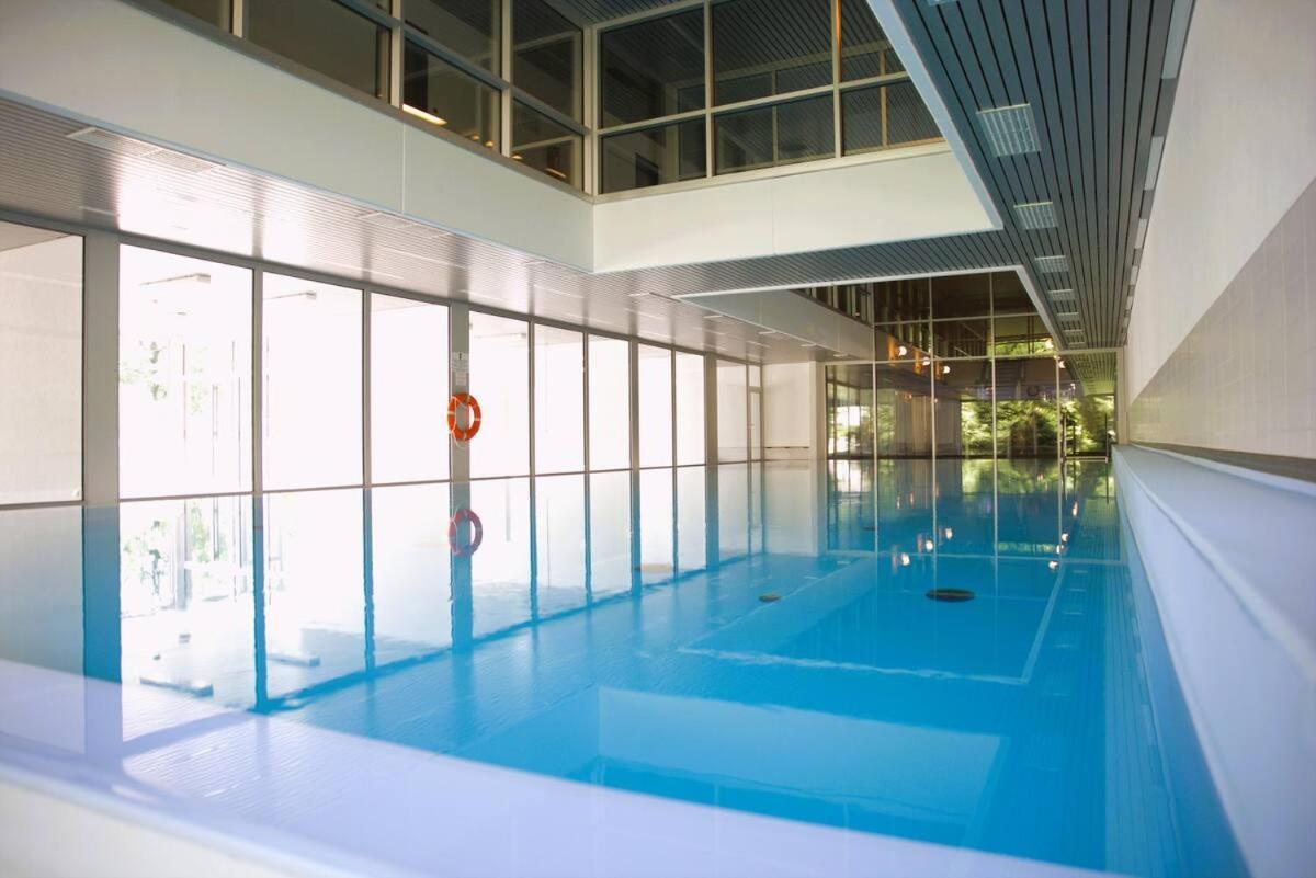 Appartement Modern 2 Bedroom With Pool And Gym Luxemburg